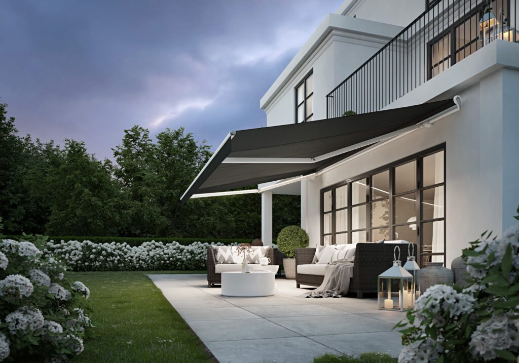 mx 1700 Stadtvilla Detail LED-Line Gelenkarme abends 202402-min